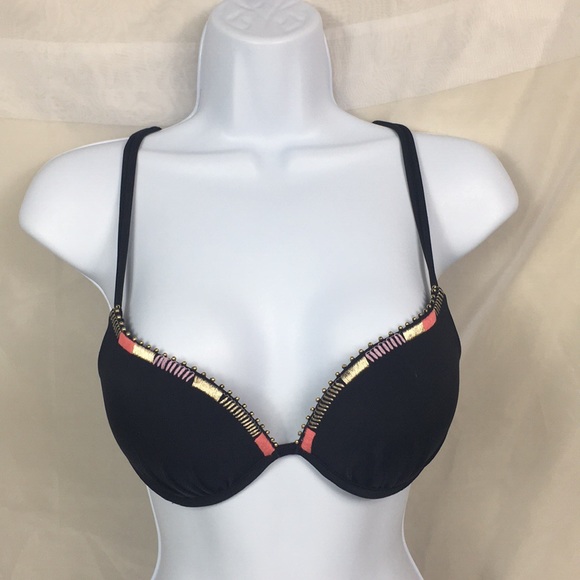 Victoria's Secret Other - Victoria’s Secret padded bikini top 36B